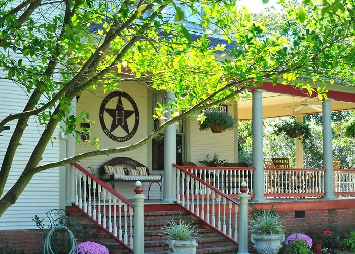 Hardeman House Bed And Breakfast