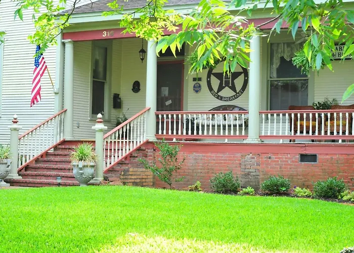 Hardeman House Bed And Breakfast