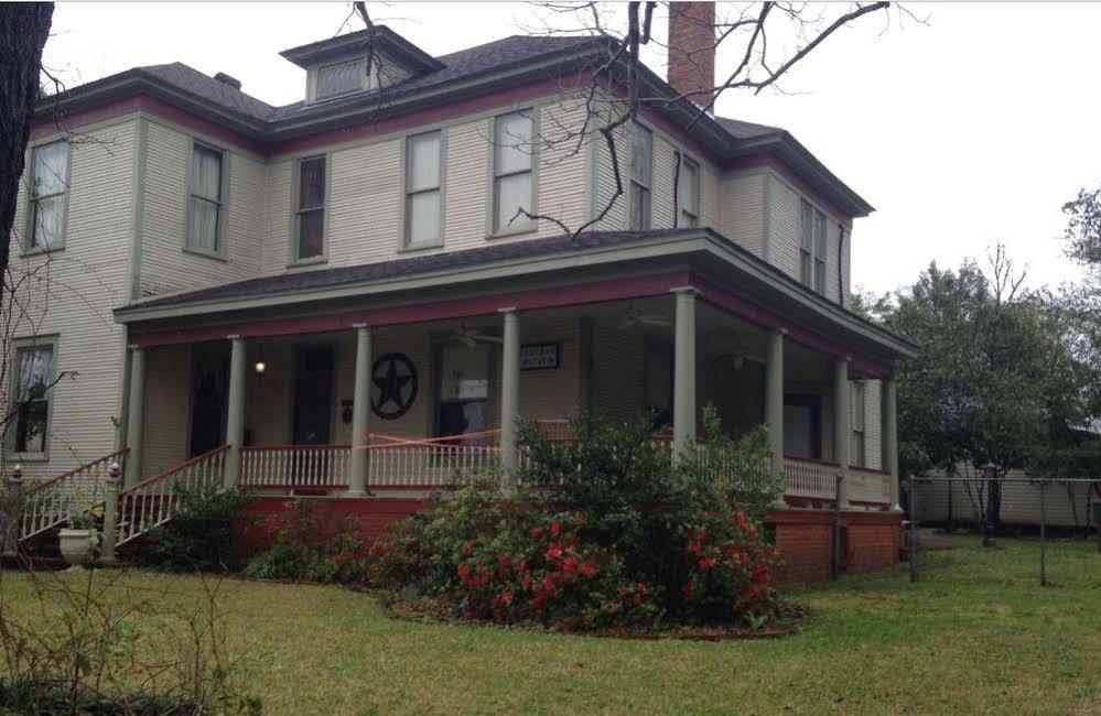 Hardeman House Bed & Breakfast